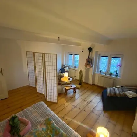 Flat In The House & Dog Friendly شقة *