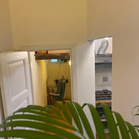 Flat In The House & Dog Friendly شقة *
